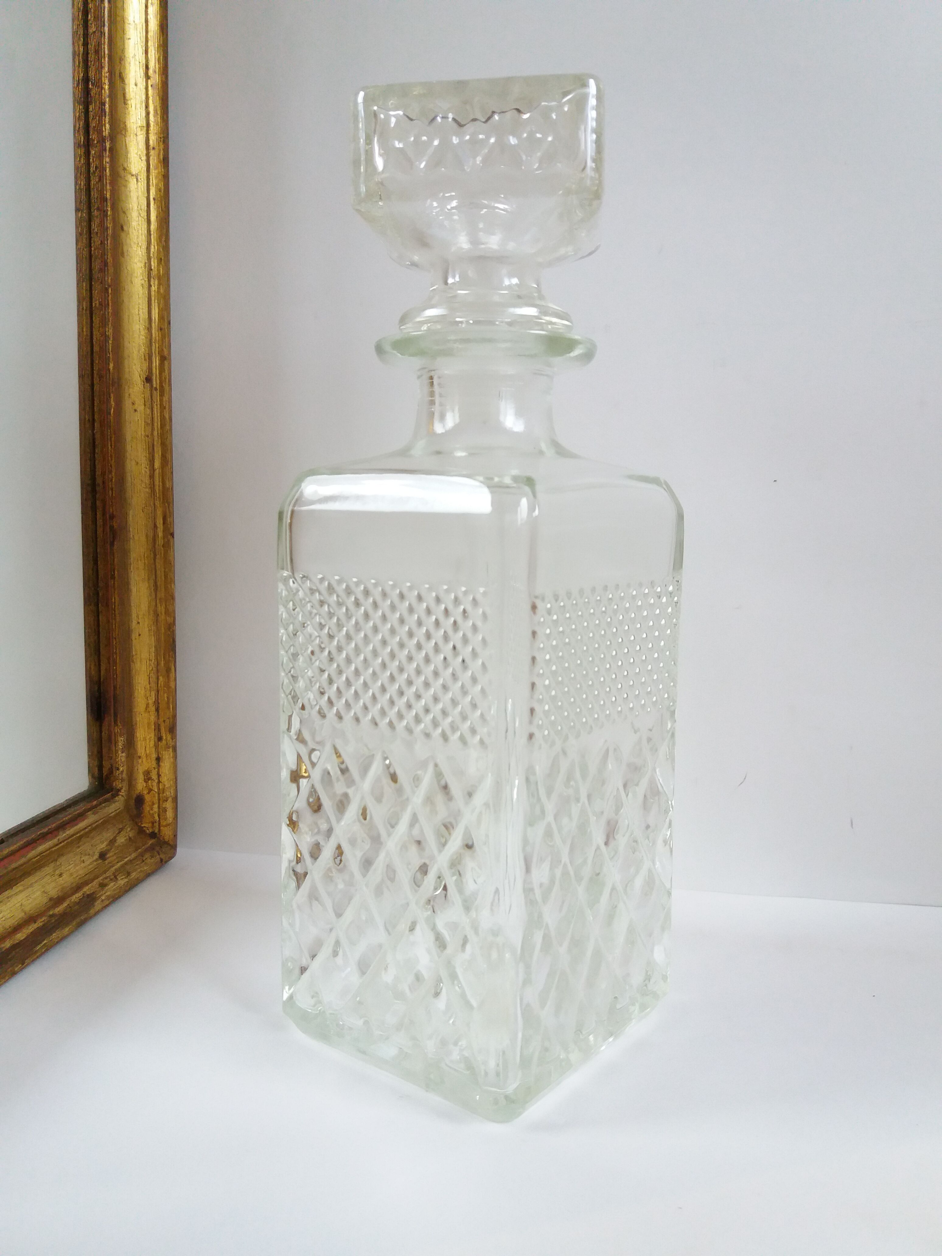 Chiselled glass whisky carafe