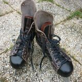 Old Lutra ice hockey skates