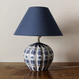 Chinese porcelain lamp
