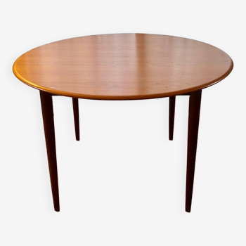 Danish round teak table from the 60s