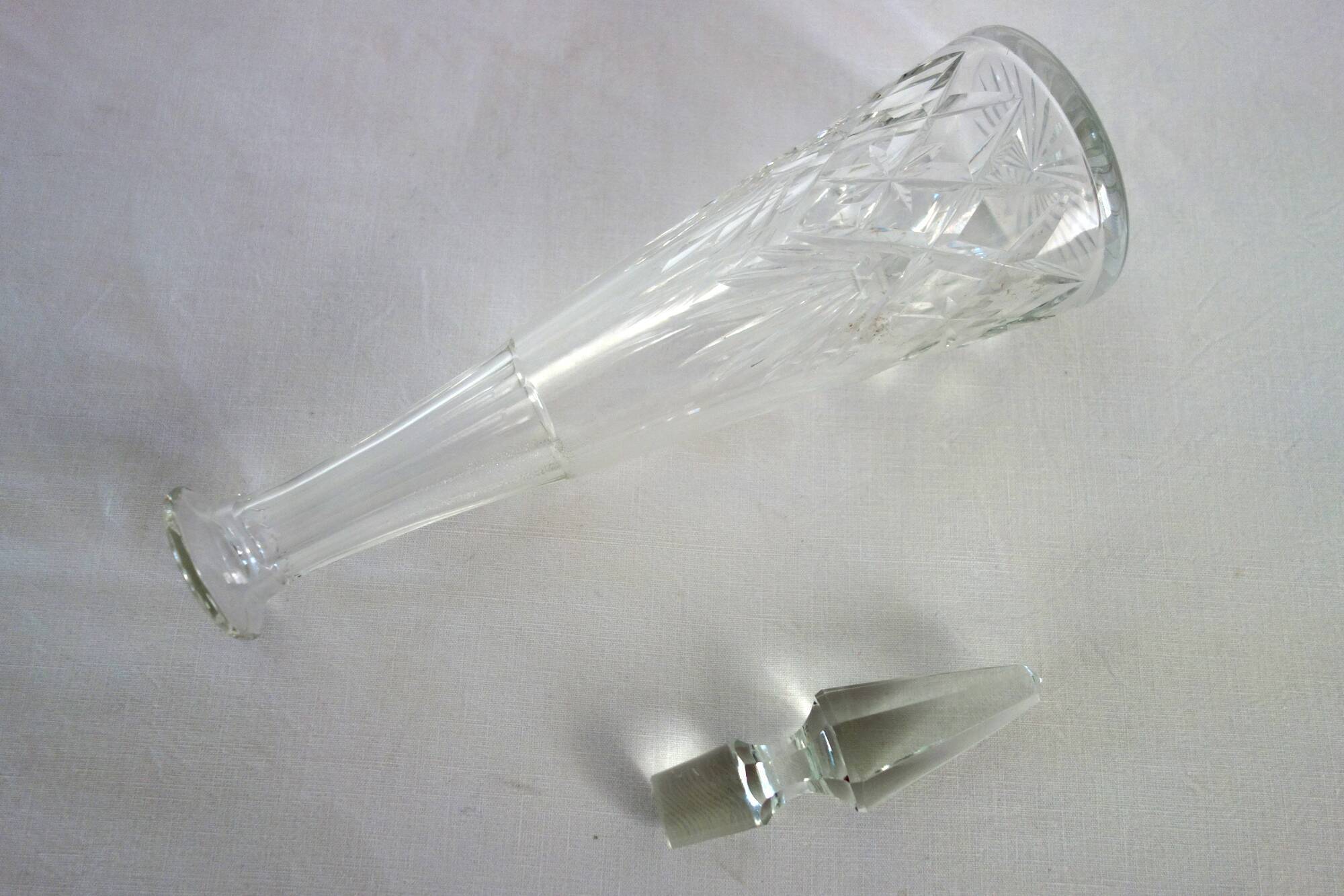 Old Saint Louis crystal wine carafe, Massenet model n°9