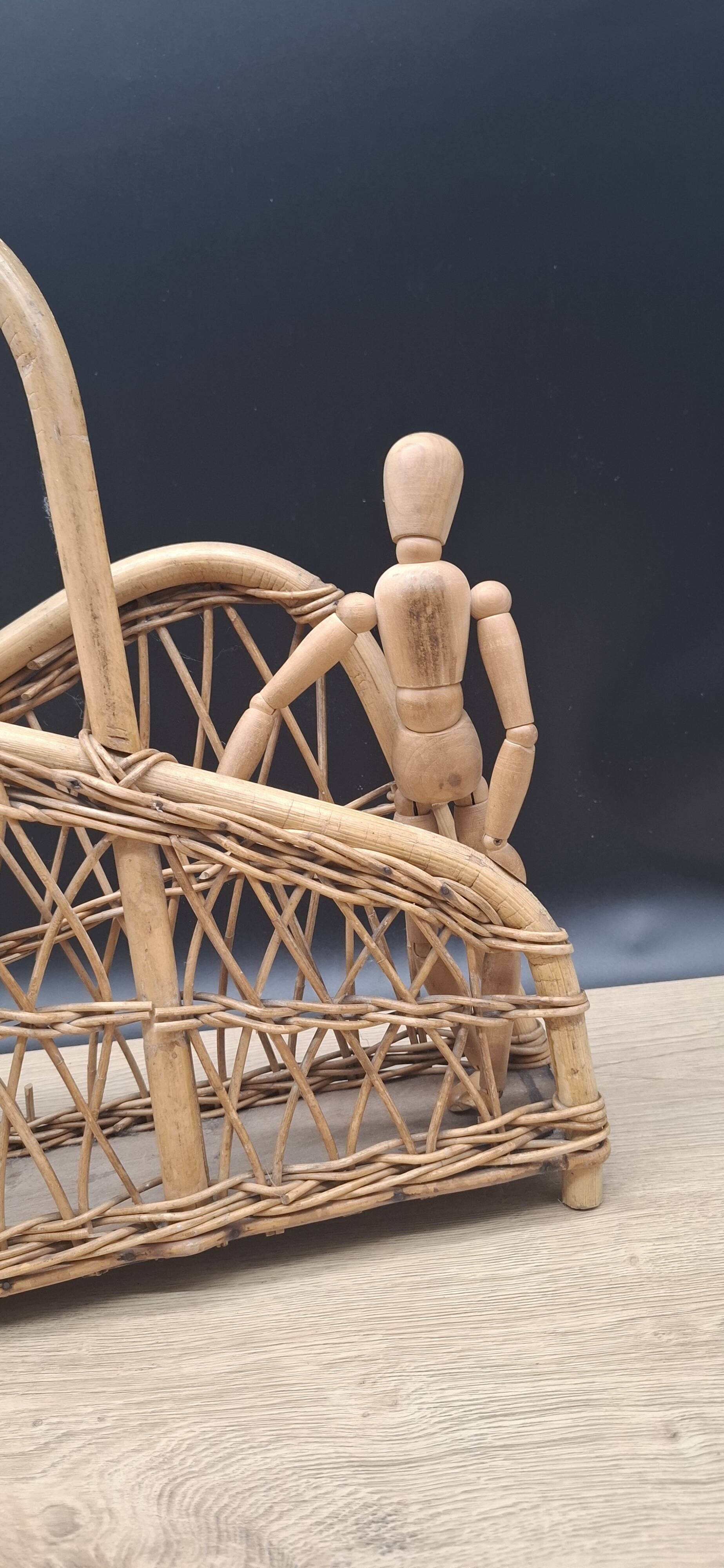 Rattan magazine rack