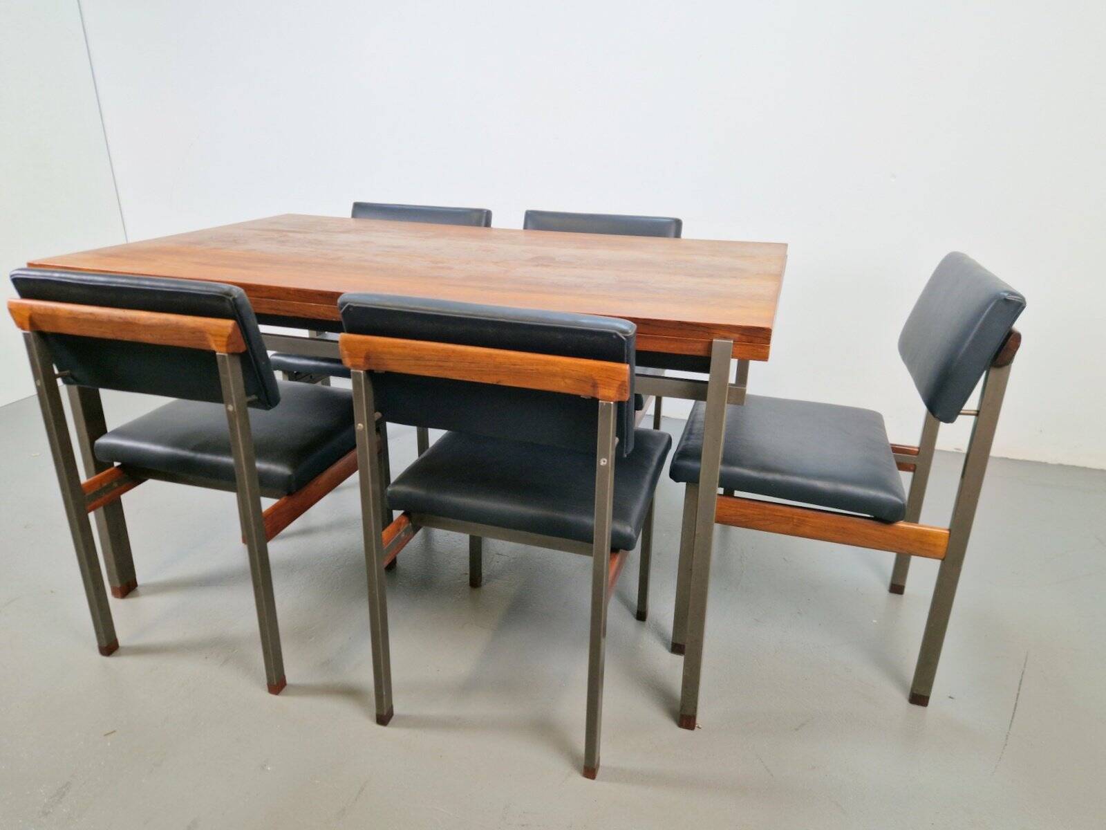 Pali Dining Chairs and Table by Louis van Teeffelen for Wébé, 1960s, Set of 6