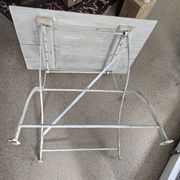 Ancienne table pliante