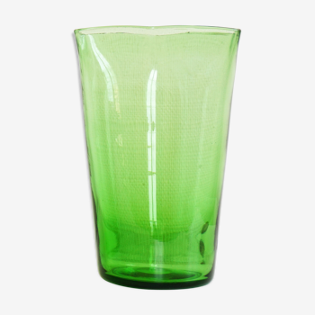 Vase en verre soufflé vert italien empoli 1950