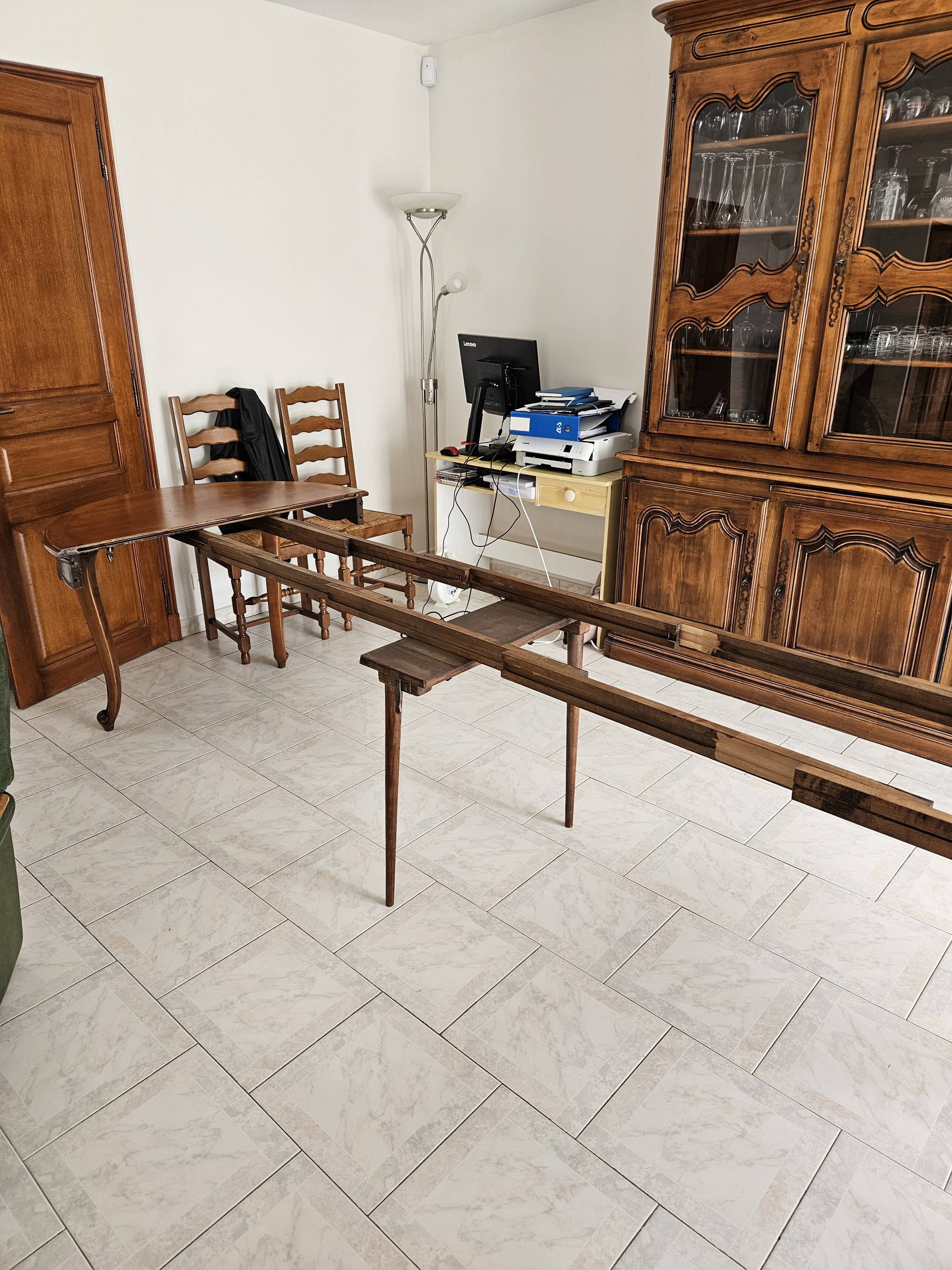 Table in solid cherry wood in Louis XV style.