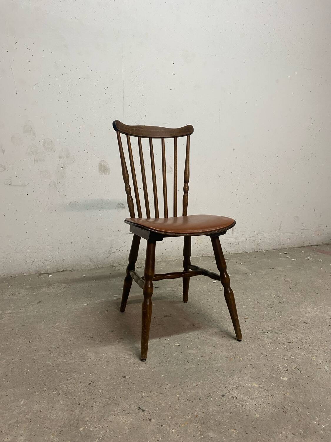 Vintage "Western" chair in dark wood