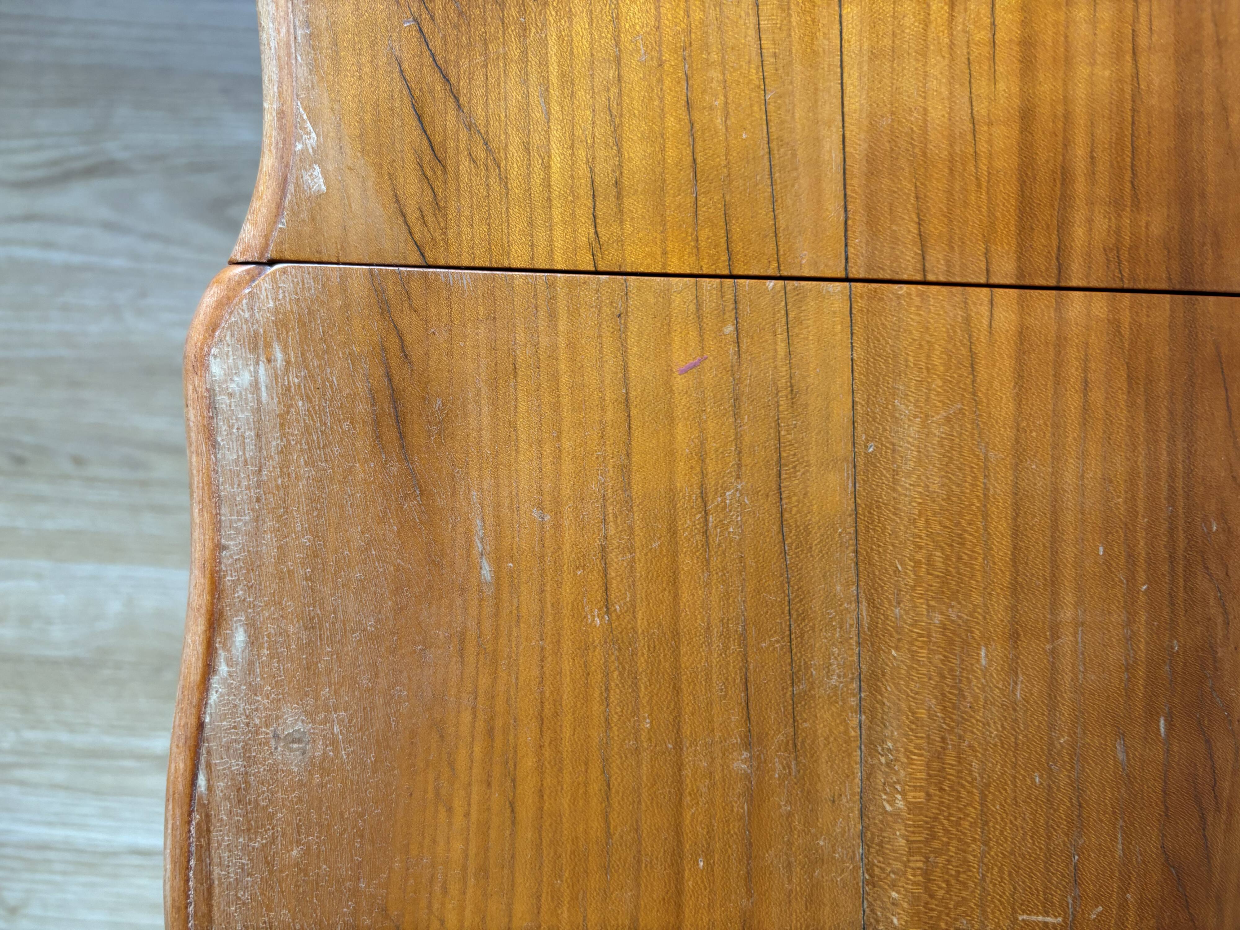 Coiffeuse basse en bois des années 60-70