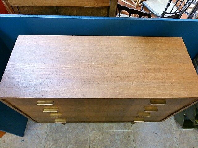 Modernist drawers 4 drawers and brass handles. 1960