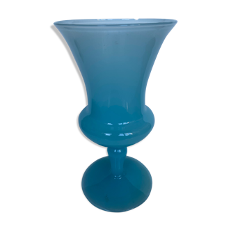 Opalin glass medici vase
