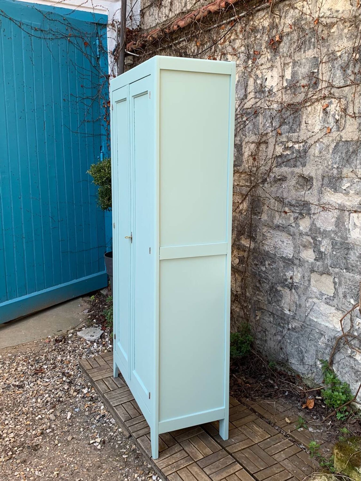 Armoire parisienne vintage bleu vert grisé