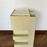 Serving table