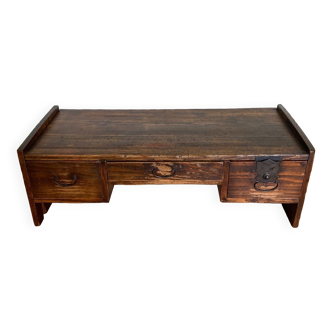 Table basse japonaise