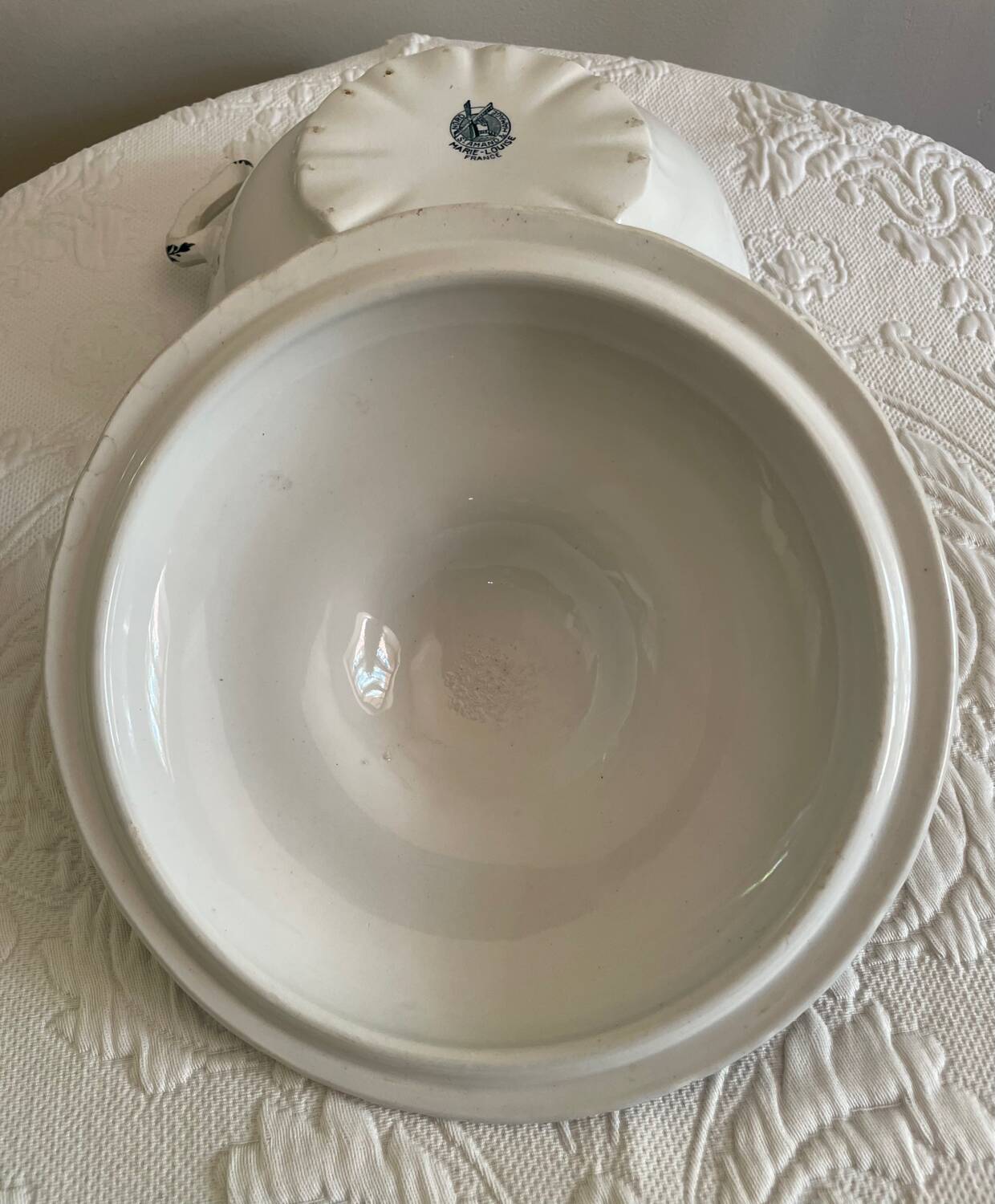 Small Saint Amand & Hamage Soup Tureen Model Marie Louise