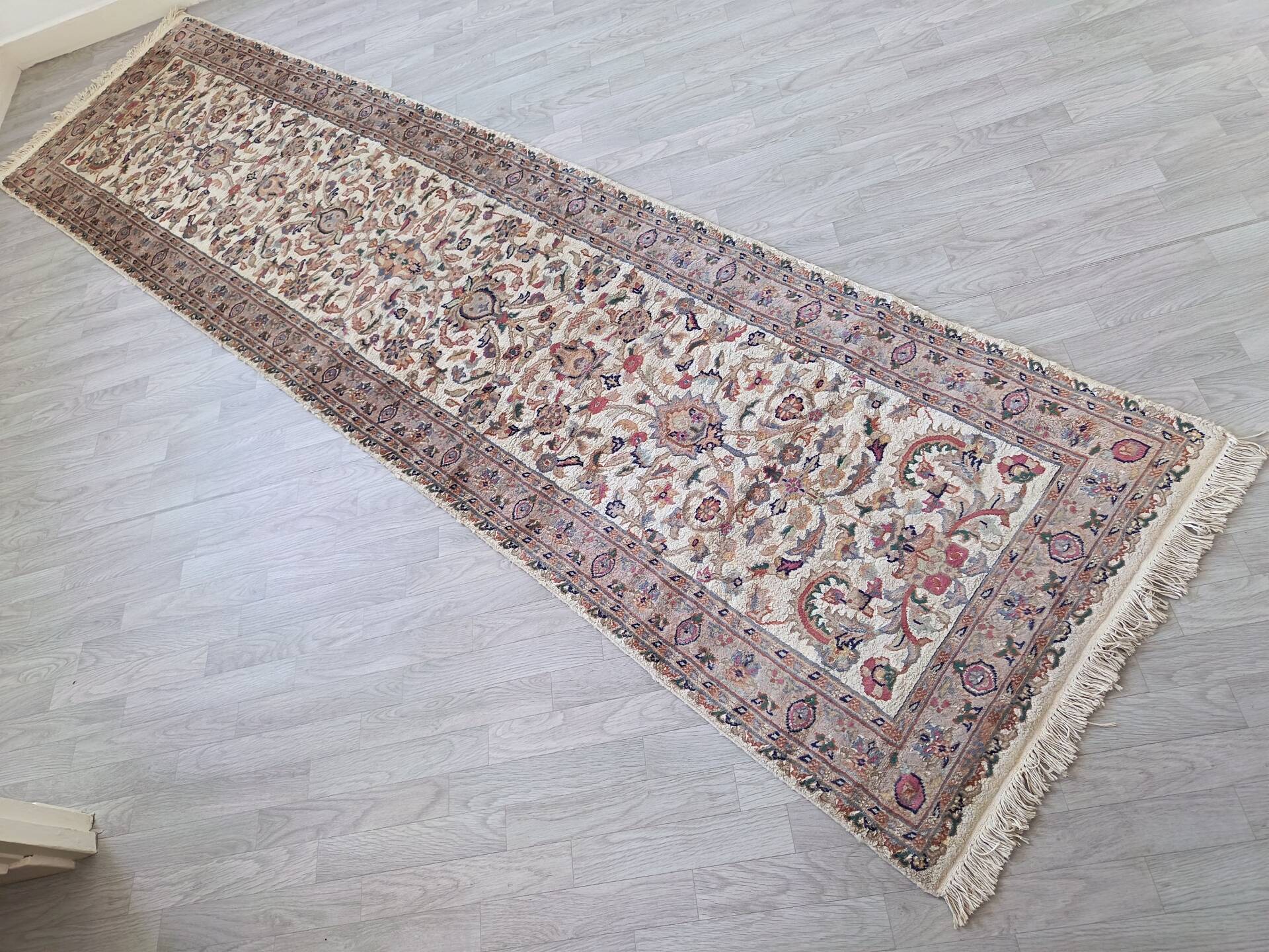 Pakistani Hand-Knotted Gallery Carpet