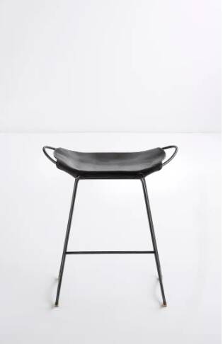 Tabouret de bar contemporain, métal argenté vieux et cuir noir