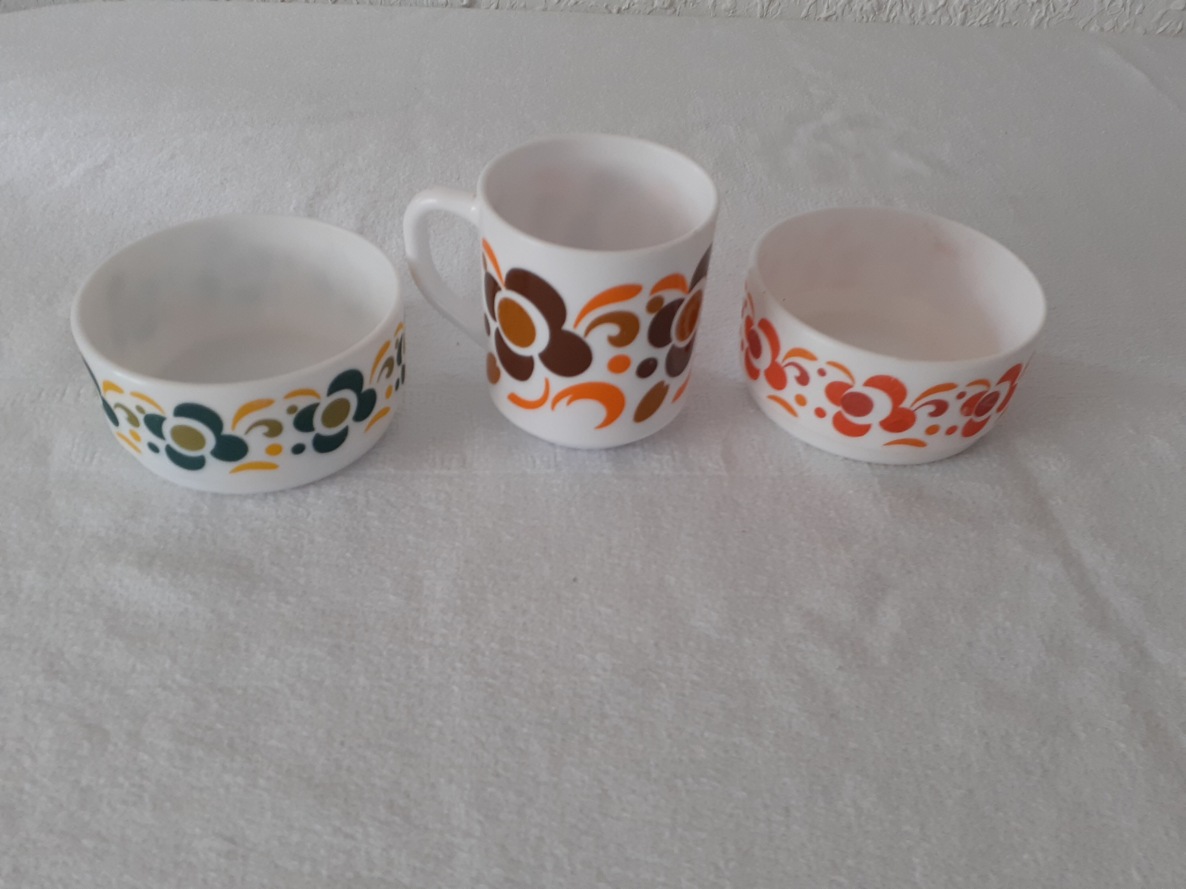 3 pieces lotus Arcopal 2 ramekins cups and 1 mug orange brown green vintage