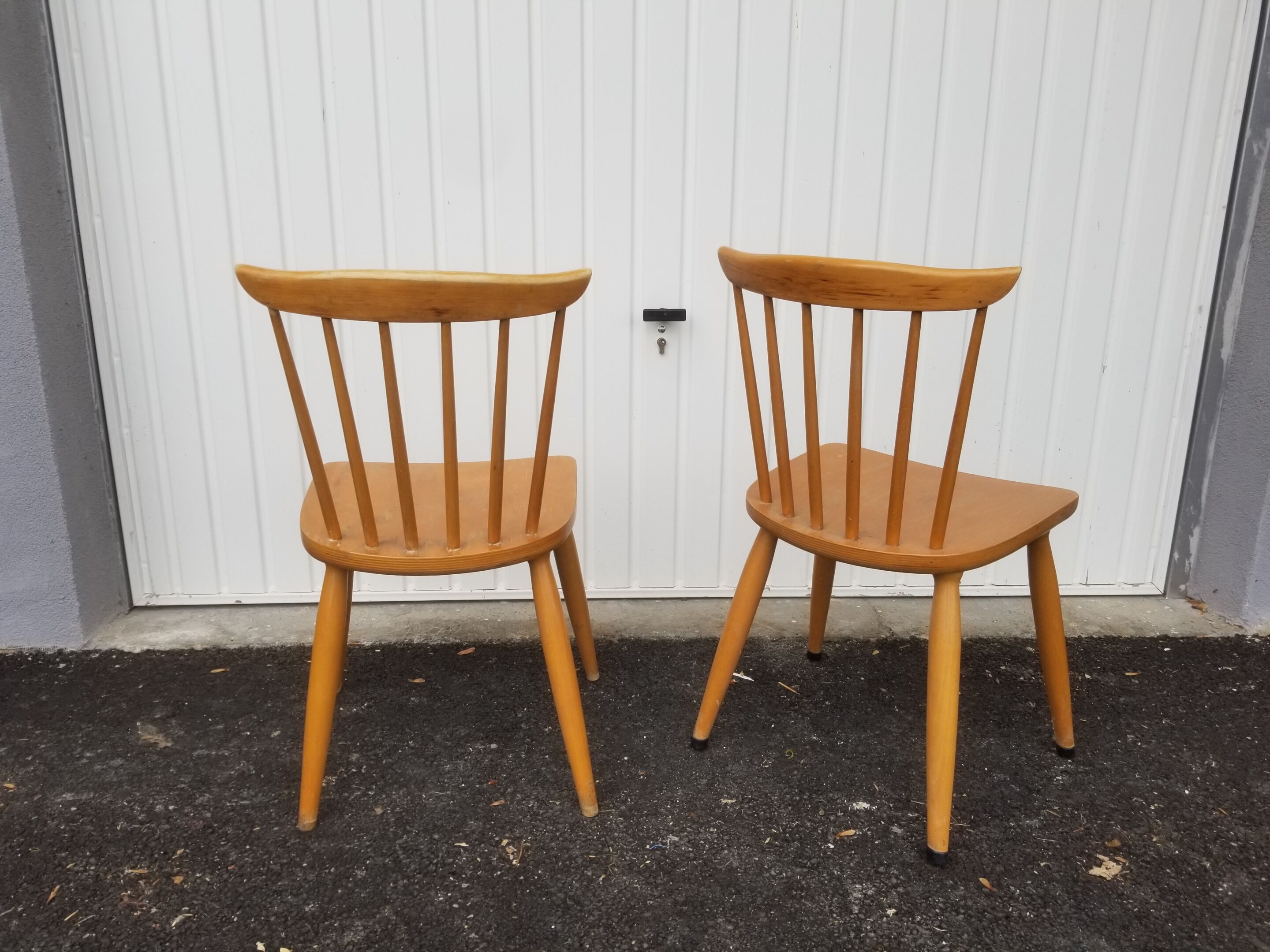 Pair of vintage Scandinavian chairs in solid beech