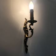 Vintage wall sconce in bronze or brass, acanthus leaf design. 1960s.