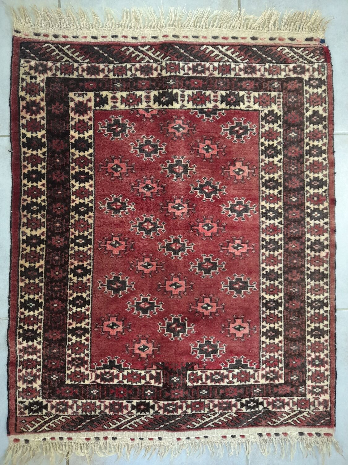 Handmade oriental rug 1.12 x 0.81m