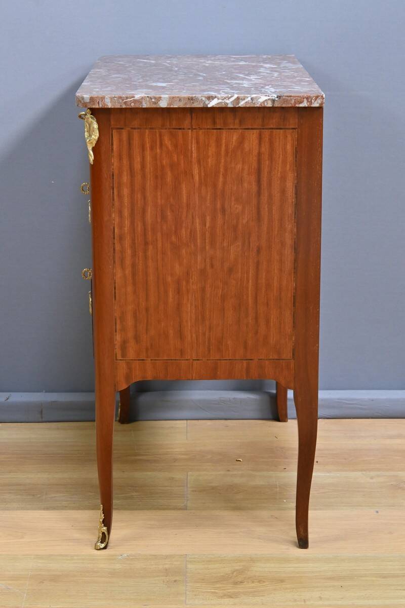 Petite Commode en Acajou Blond – Début XXe