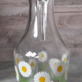 Service at orangeade daisies