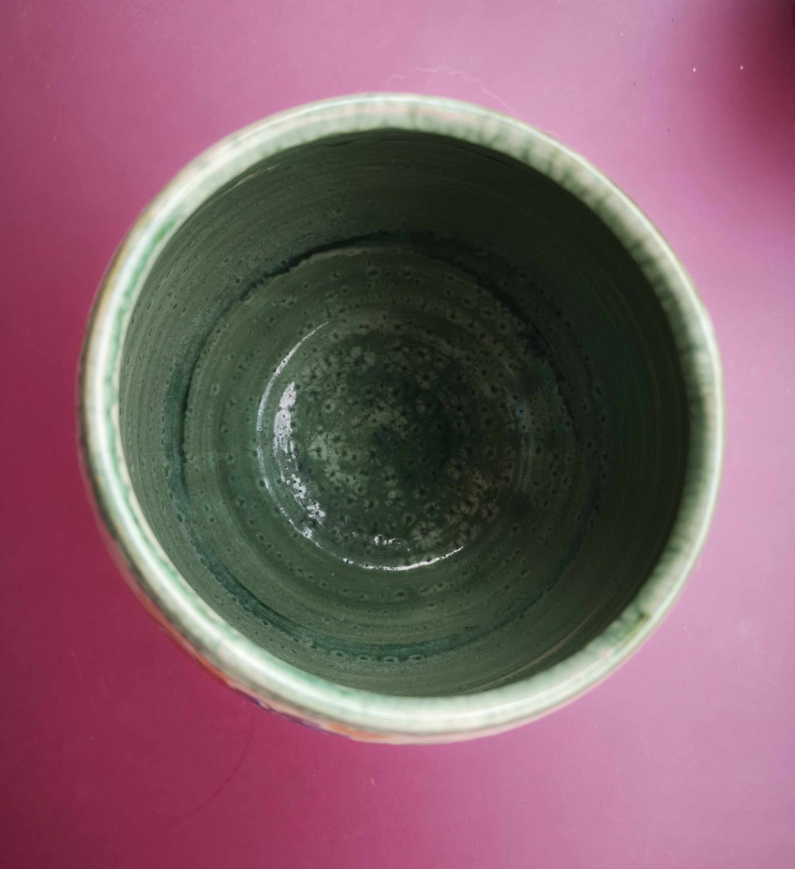 Vase boule sur pied en céramique - Vallauris
