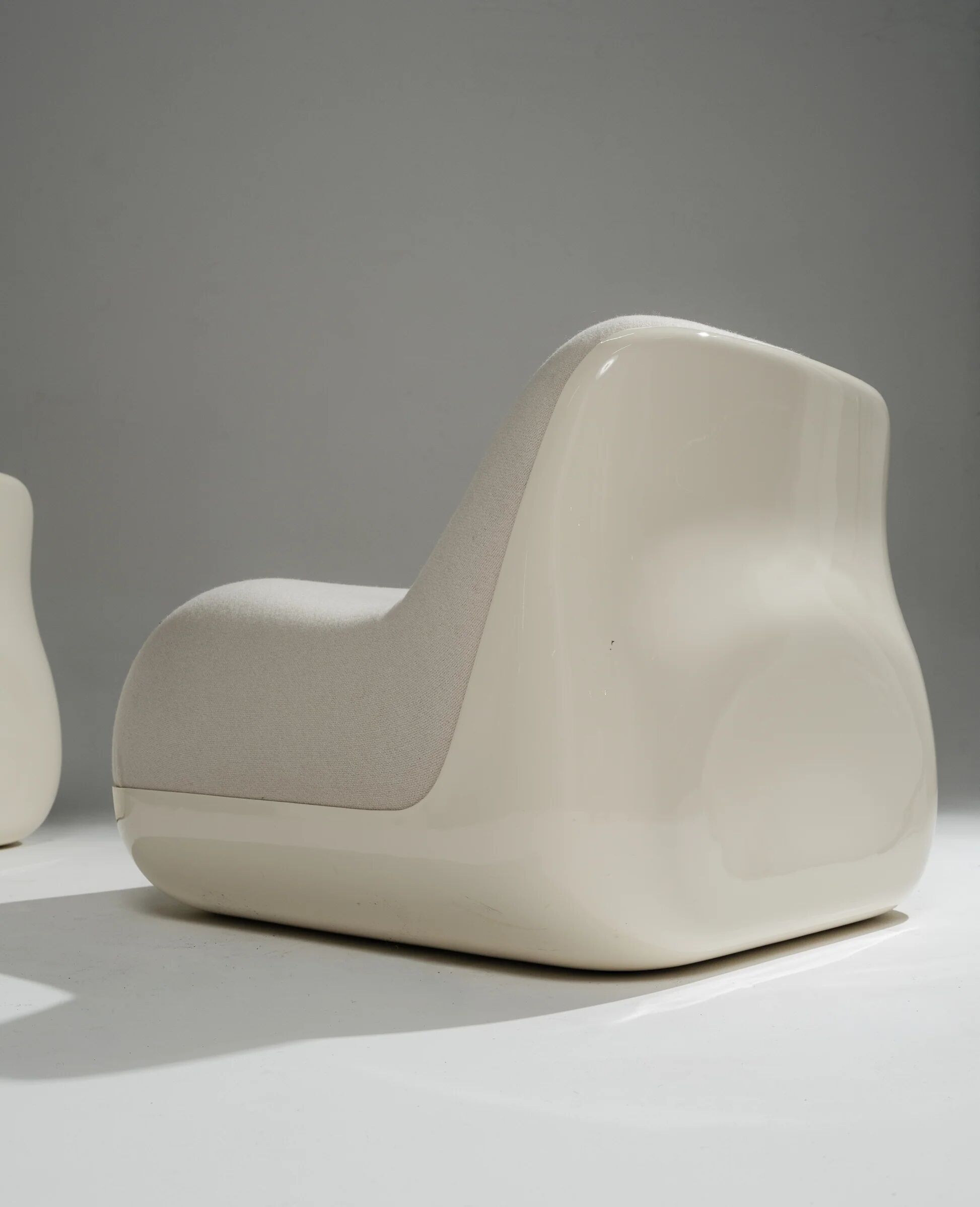 Pair of 'Jumbo' armchairs, Rosselli, Saporiti, 1970s