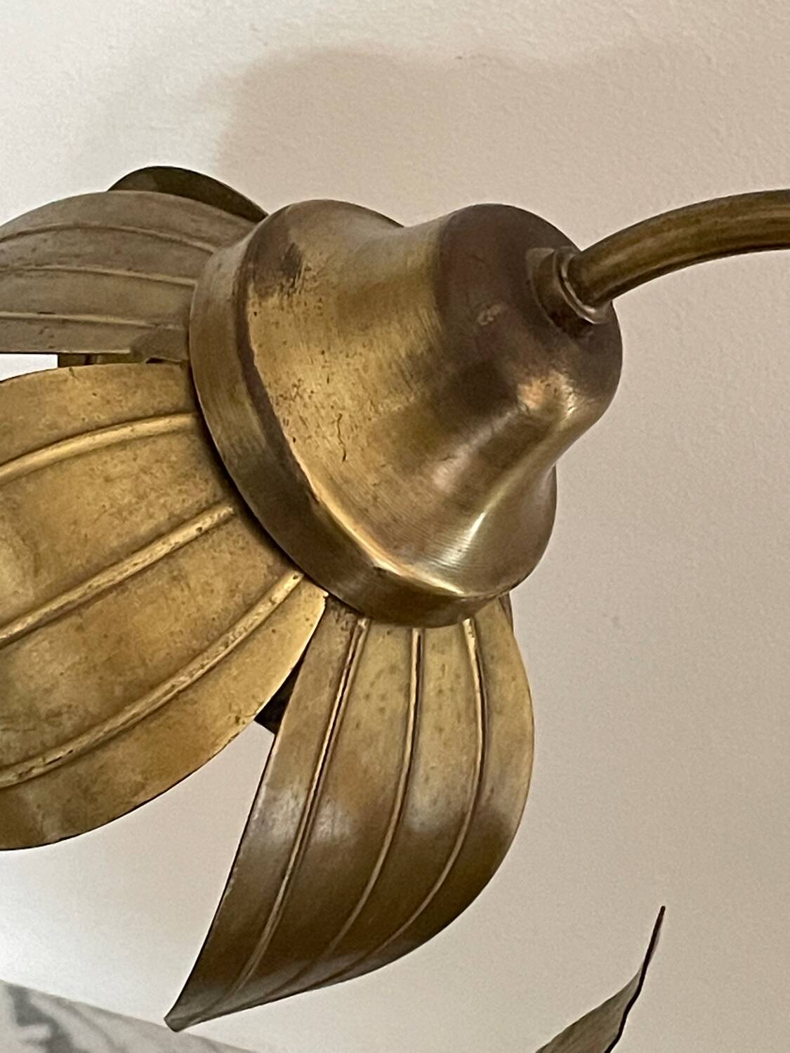 Brass flower lamp