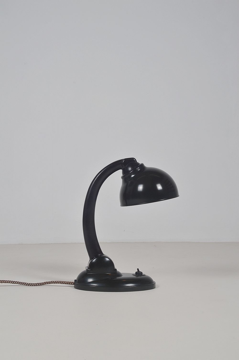 Bakelite lamp '11126' designed by Eric Kirkman Cole, 1930s