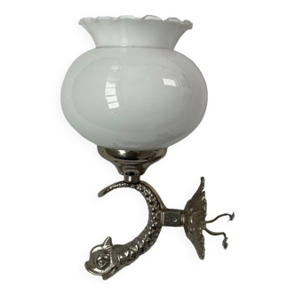 Wall lamp forming a fish, silver metal, opaque glass globe, white opaline, decoration