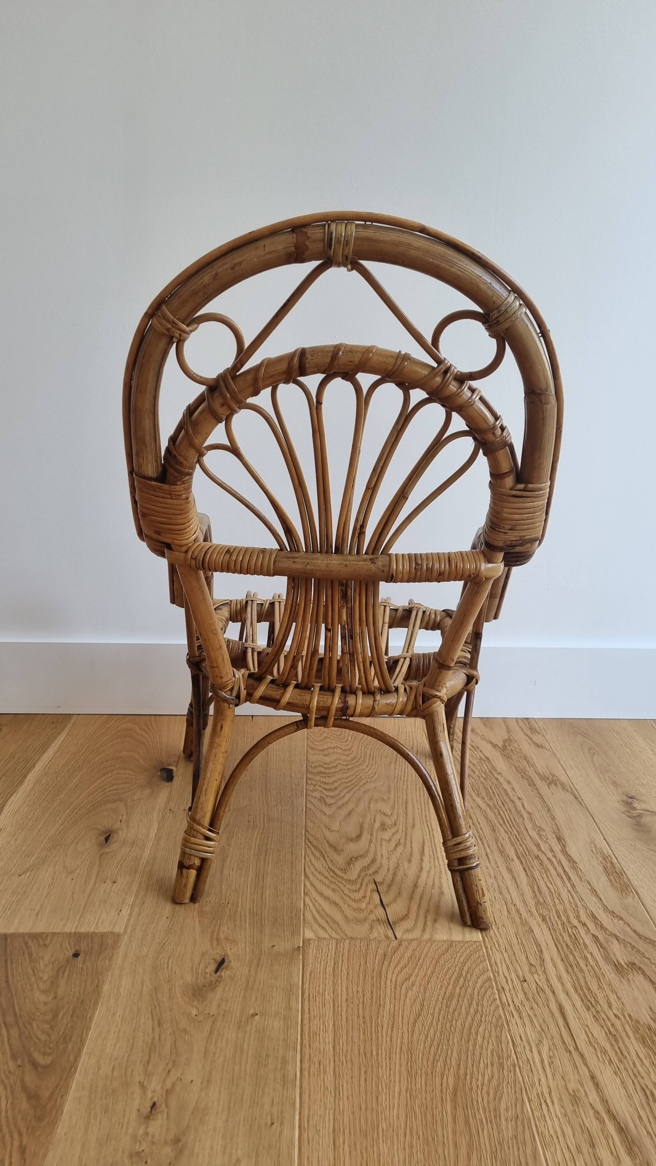 Fauteuil rotin enfant