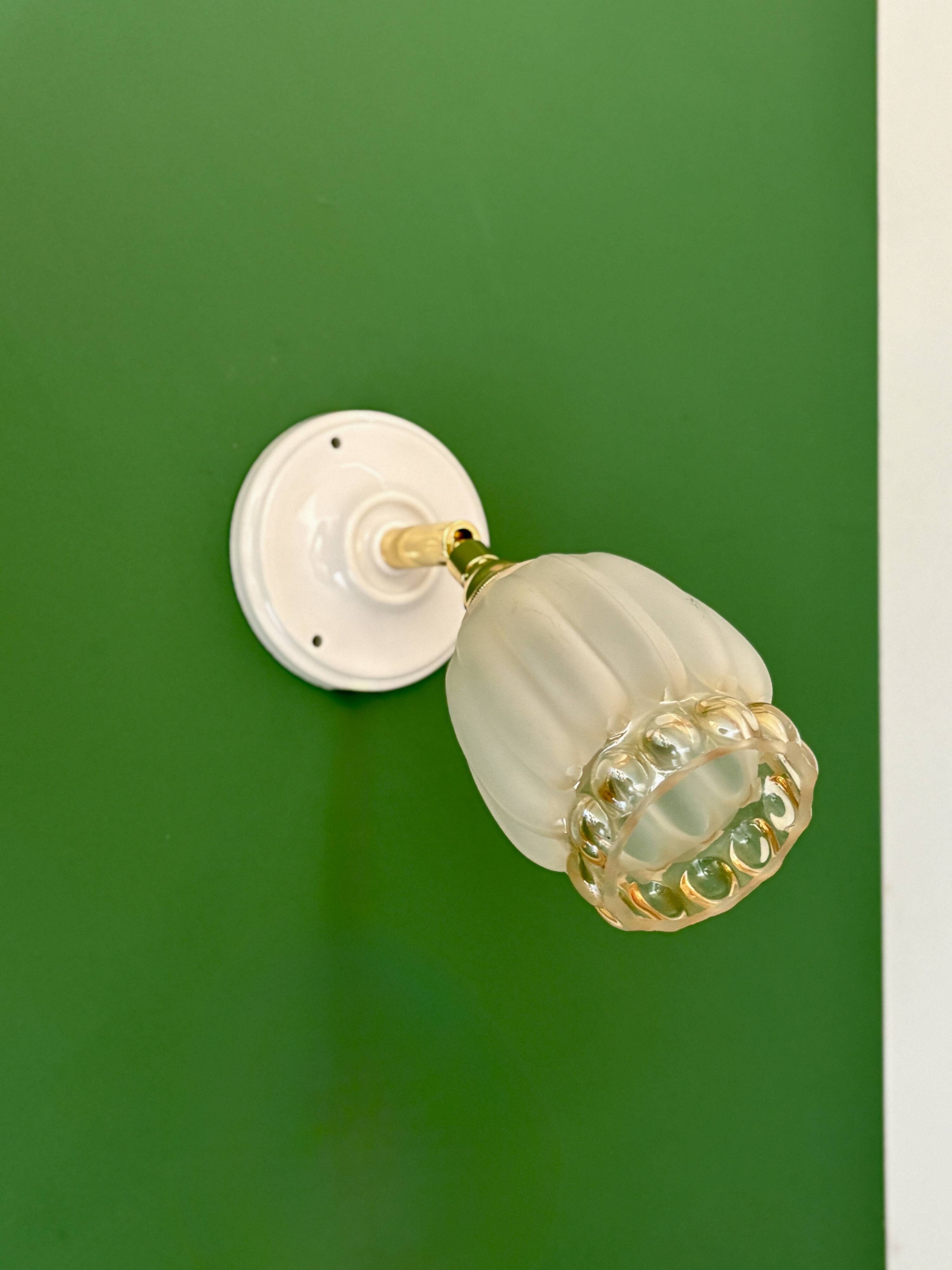 Vintage tulip wall light in frosted and amber glass