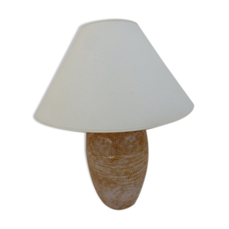Pied de lampe en céramique de couleur jaune clair avec des veines plus foncé