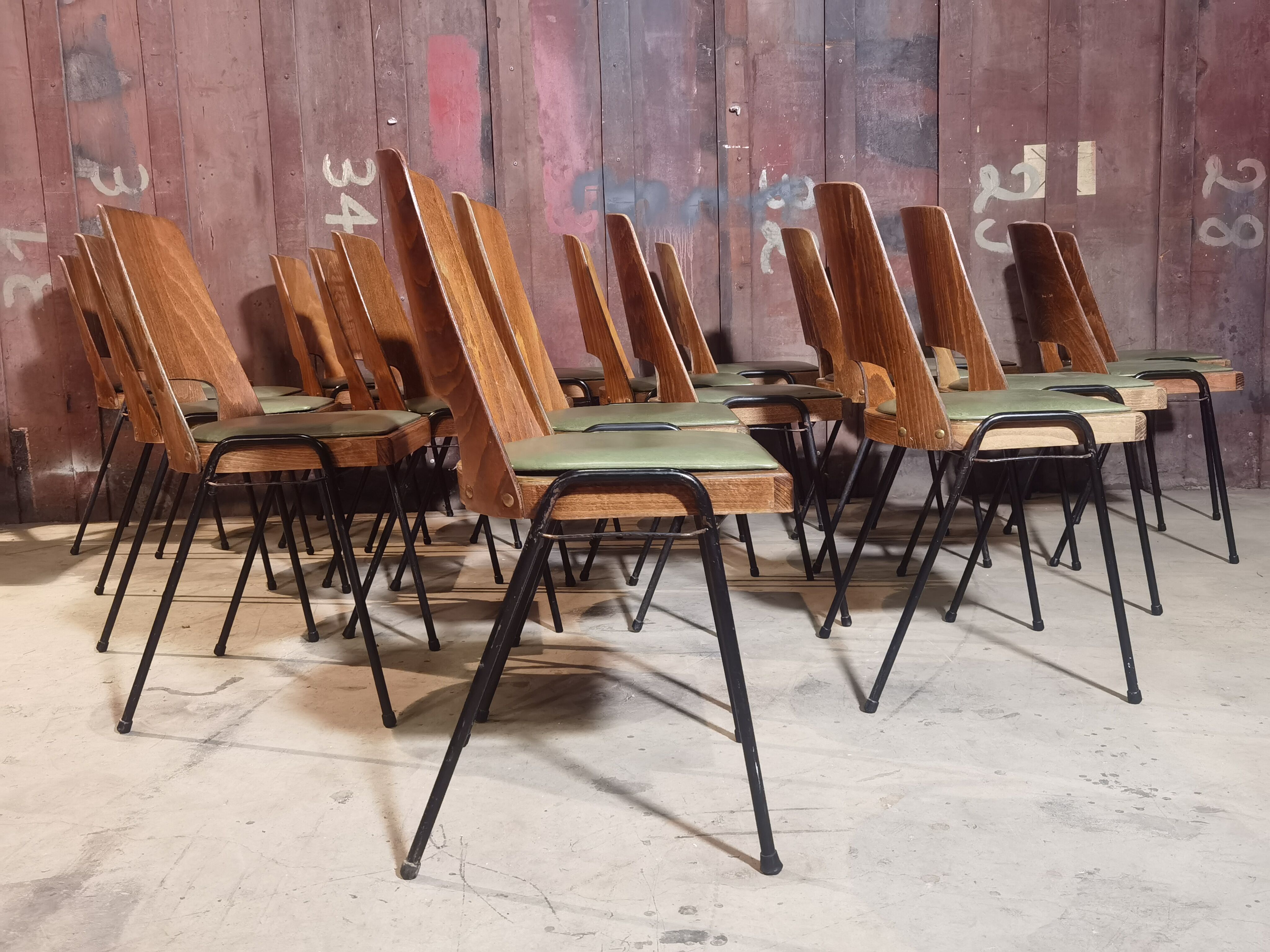 Lot of 19 chairs Baumann Manhattan skai green