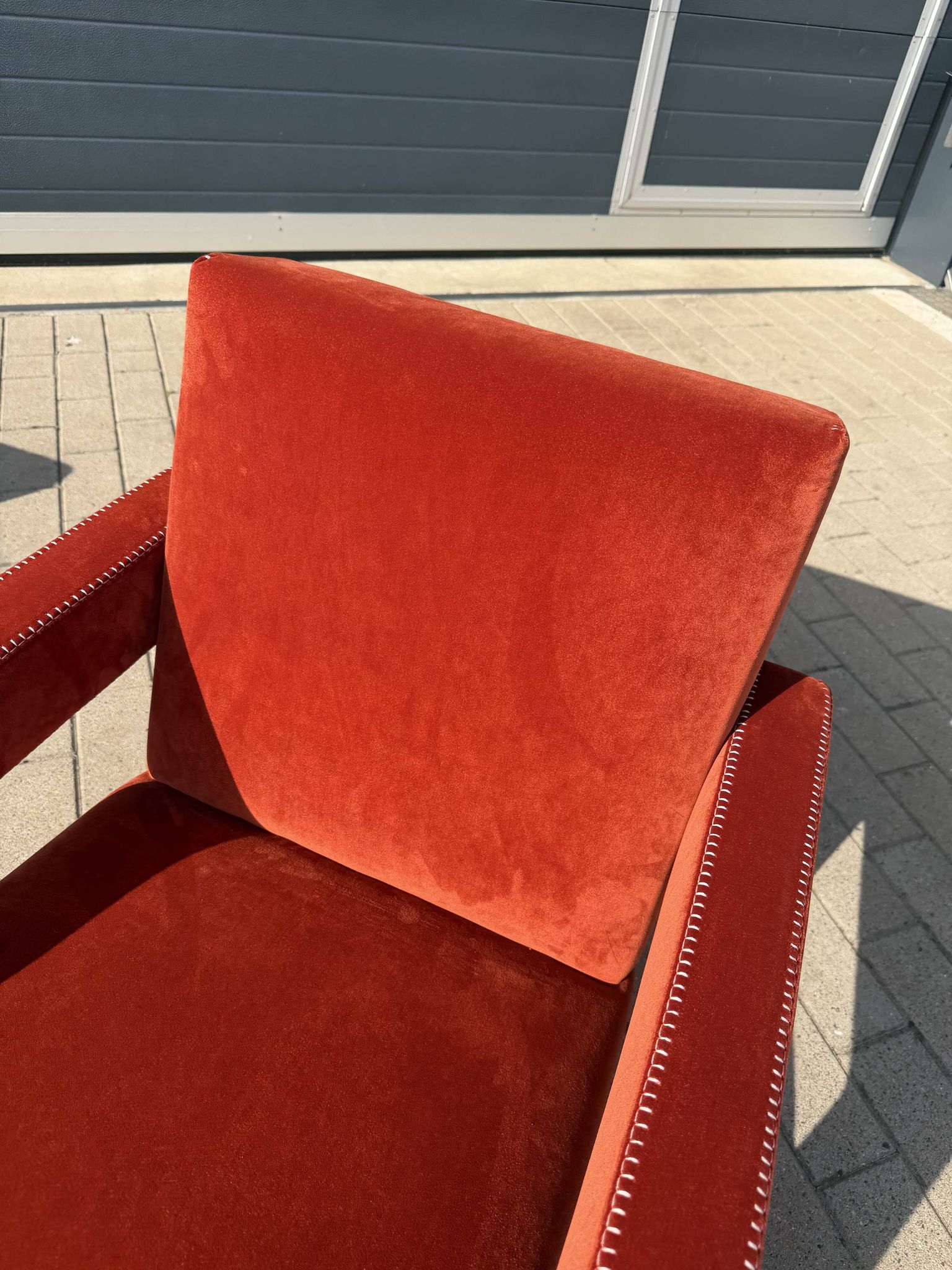 1x Cassina Utrecht chair Terracotta velvet in as new condition!!