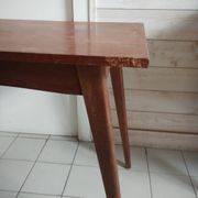 Compass leg desk