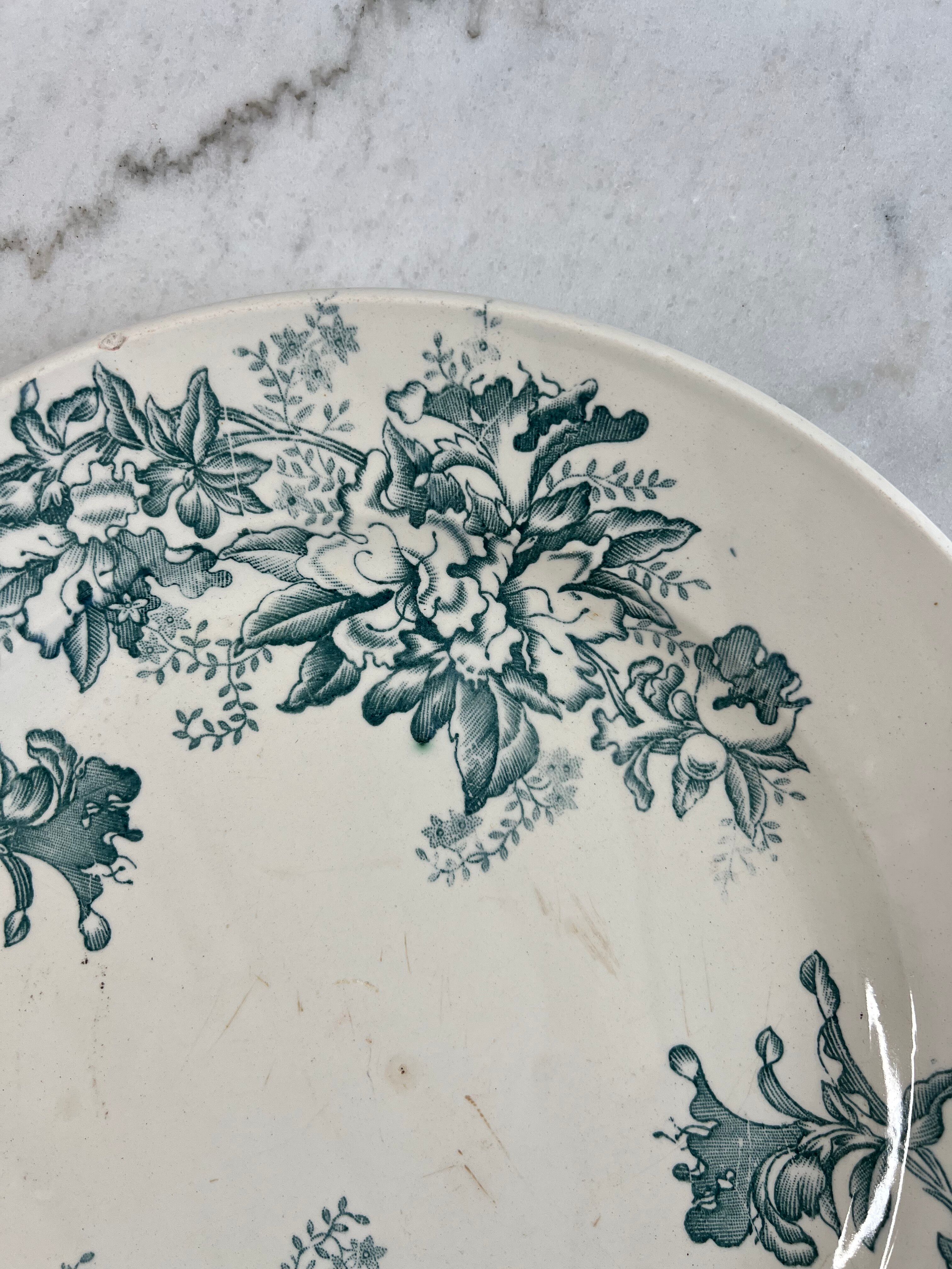 Givors Floreal flat iron presentation plate