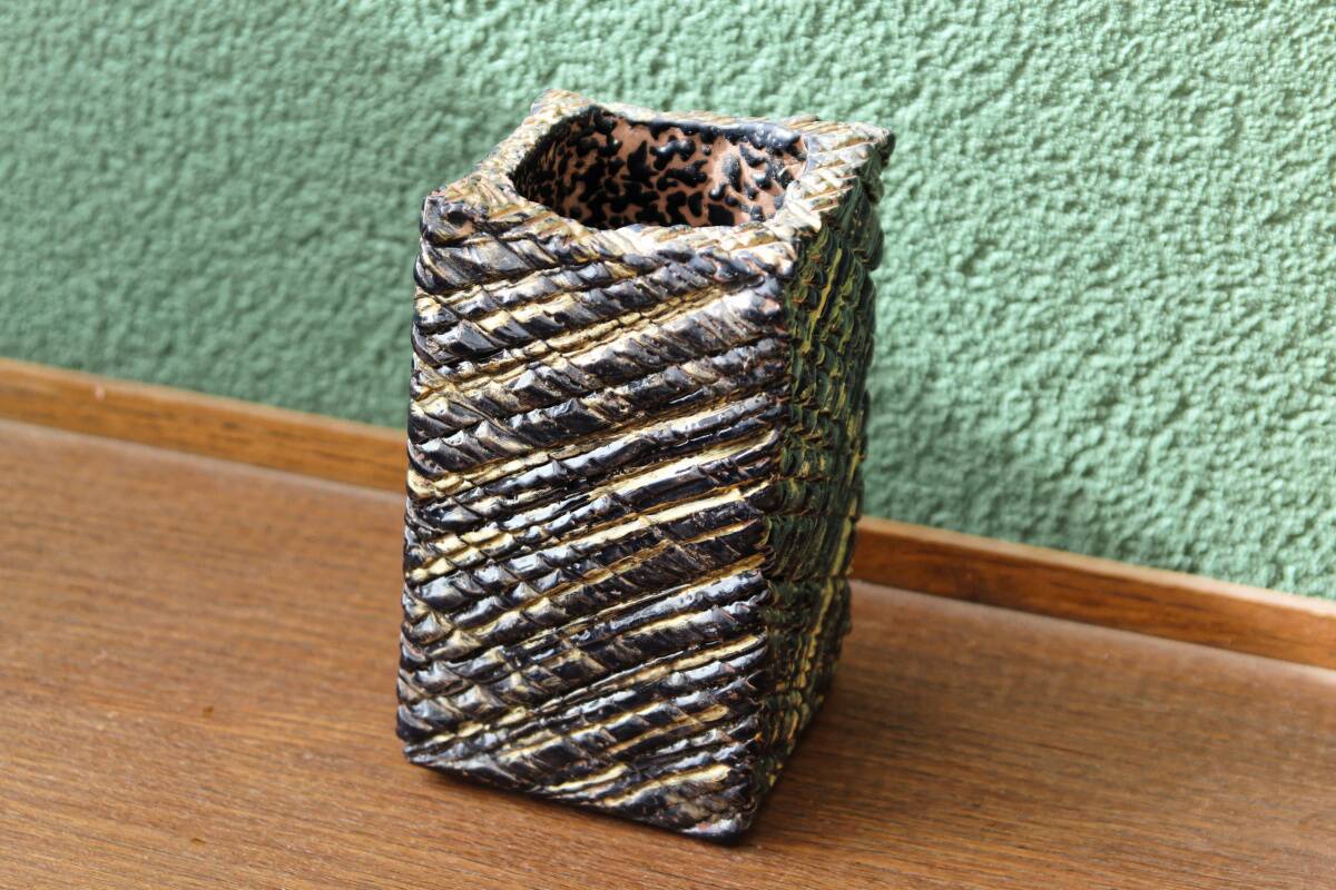 Glazed terracotta vase, blue and gold