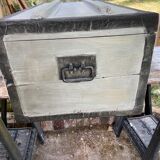 Coffre/malle en bois restaurée gris patiné