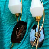 Paire d'appliques 1950 verre laiton et opaline noire