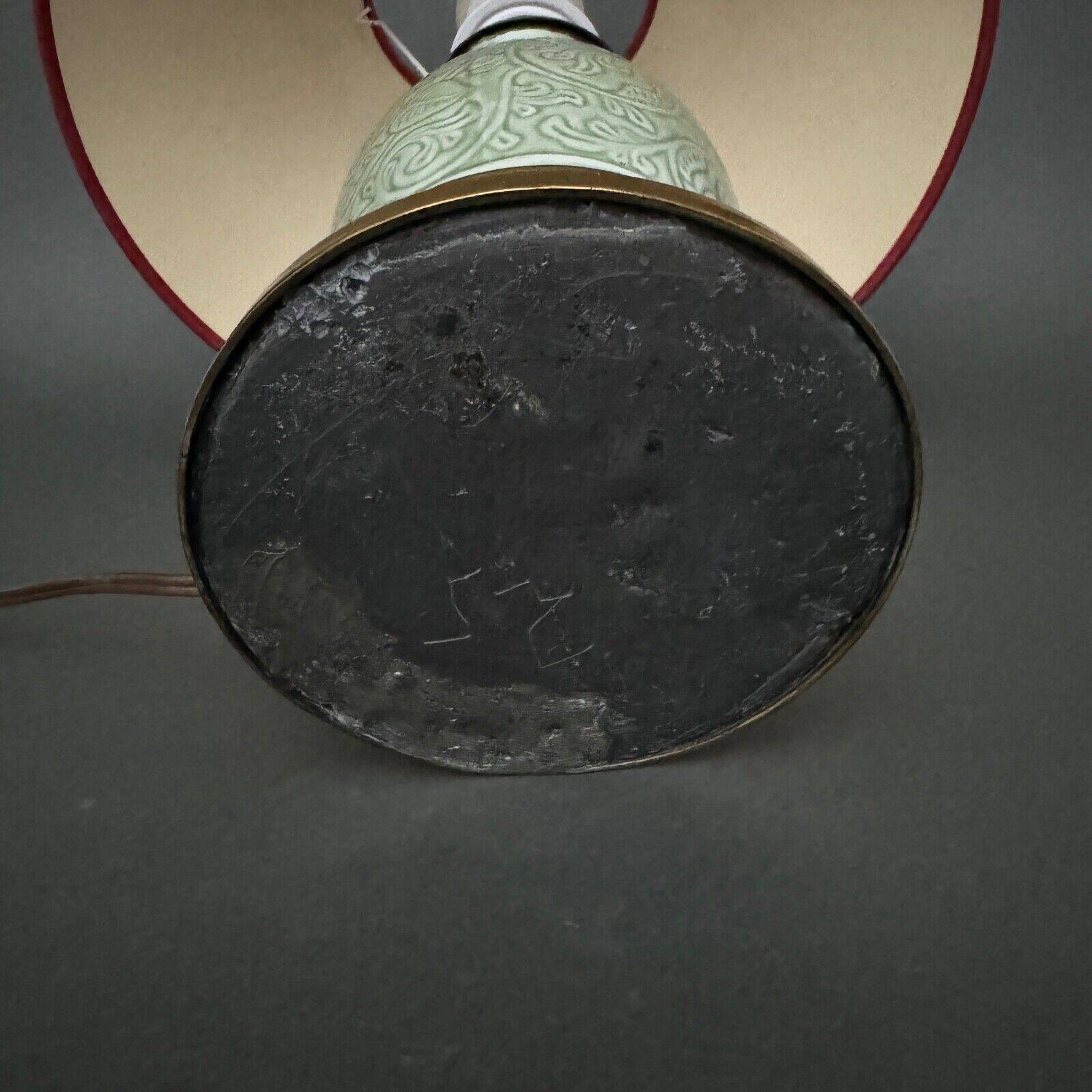 Napoleon III lamp in green cecidon on a brass base