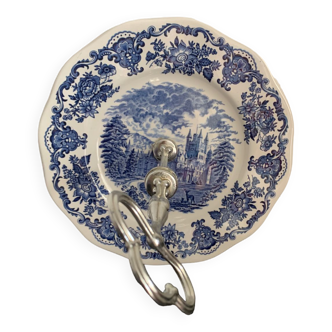 Plate with blue porcelain handle White cha scene
