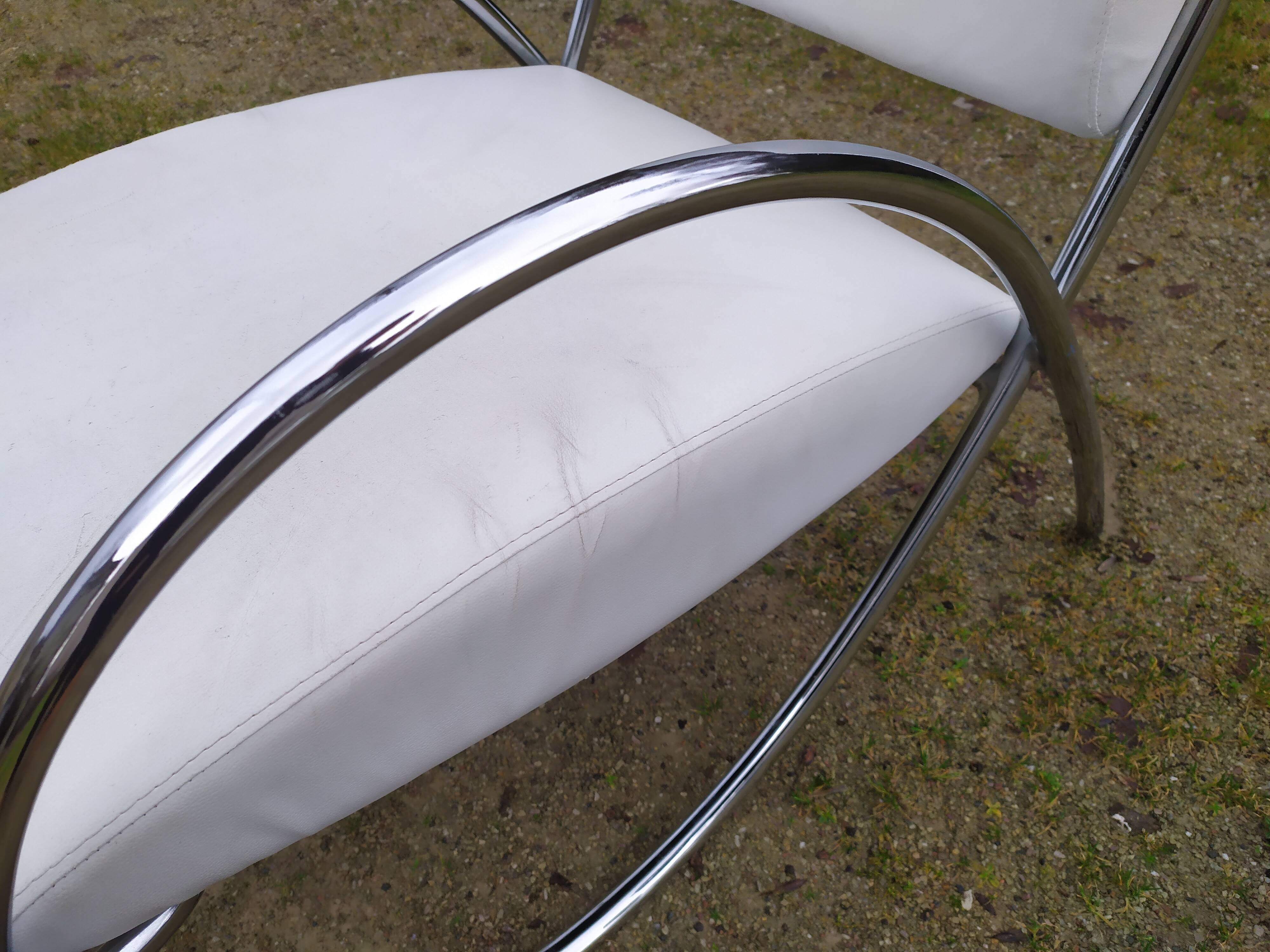Pair of designer armchairs - 80s