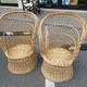Paire de fauteuils bas en rotin