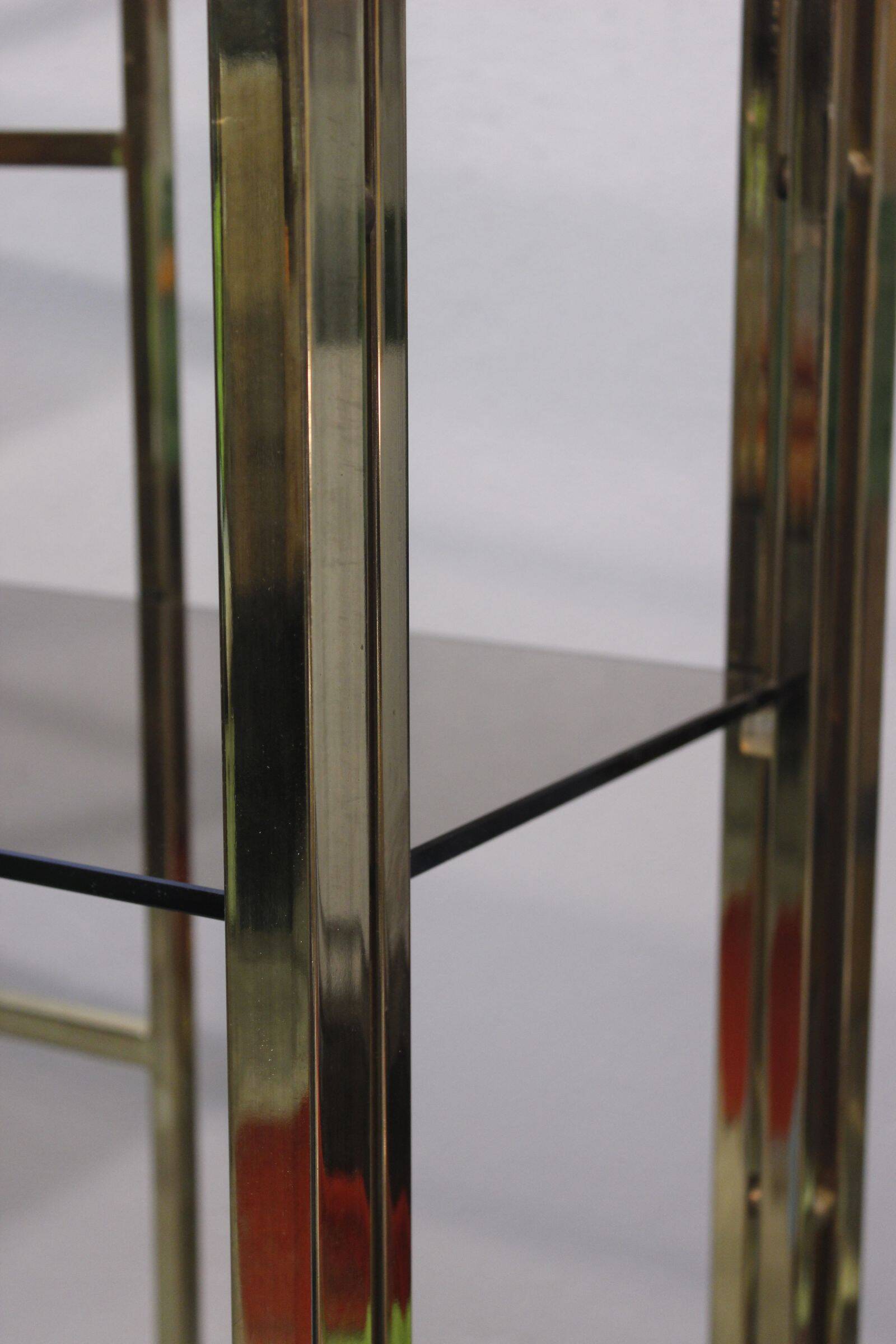 Post-modern shelf in gilded brass, Italy 1970s