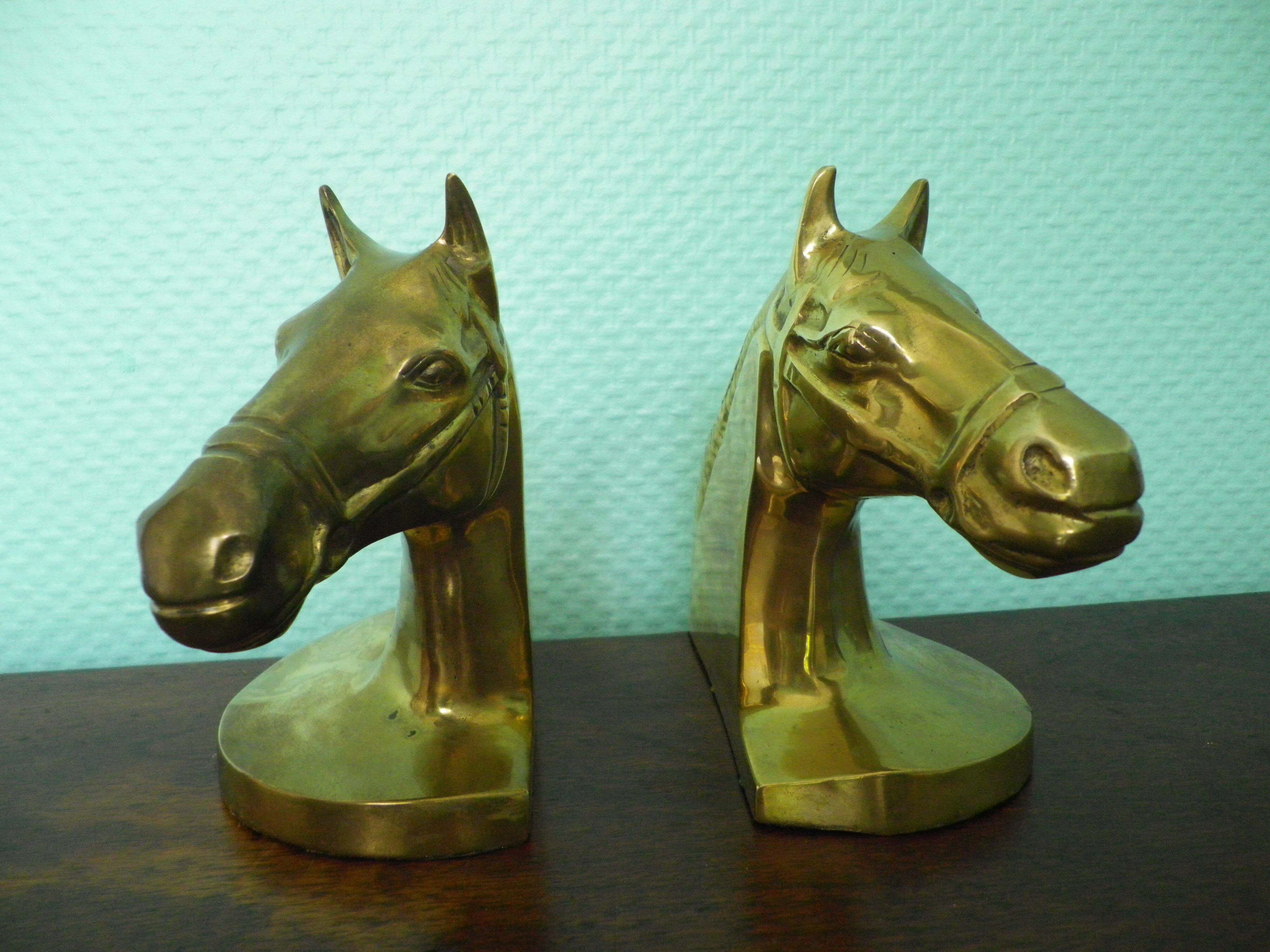 2 Horse-shaped bookends  in brass