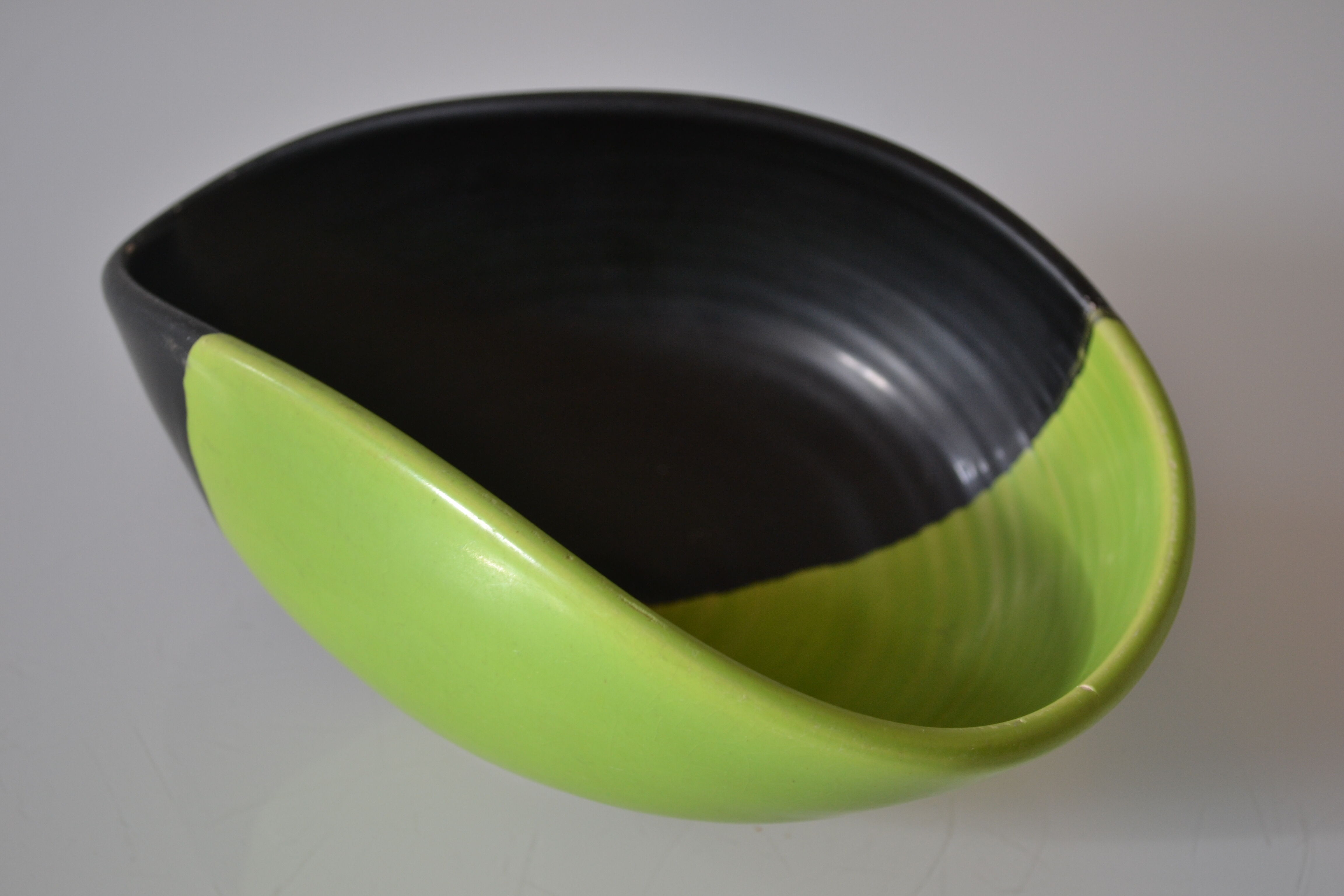 Vintage two-tone ceramic cup 50's