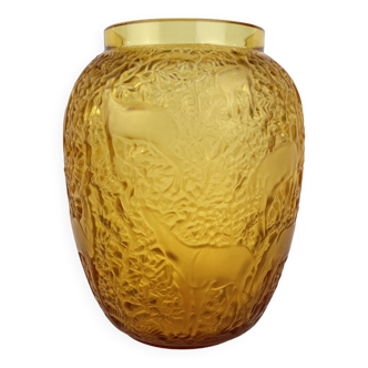 Vase « Biches » en cristal par Lalique – Ambre