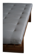 Modern Danish daybed, reupholstered, made of pine, by Nyt i Bo, 1970s.